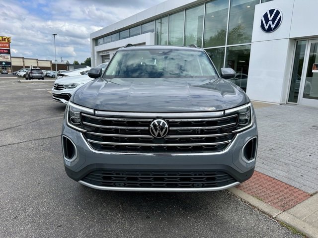 New 2026 Volkswagen Atlas SE image 2