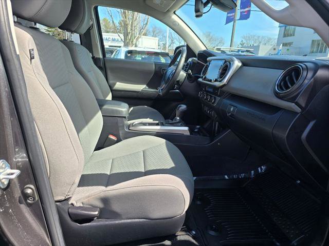 Certified 2023 Toyota Tacoma SR5 AWD/4WD image 12