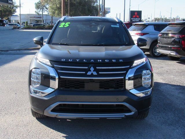 Used 2025 Mitsubishi Outlander SEL image 8