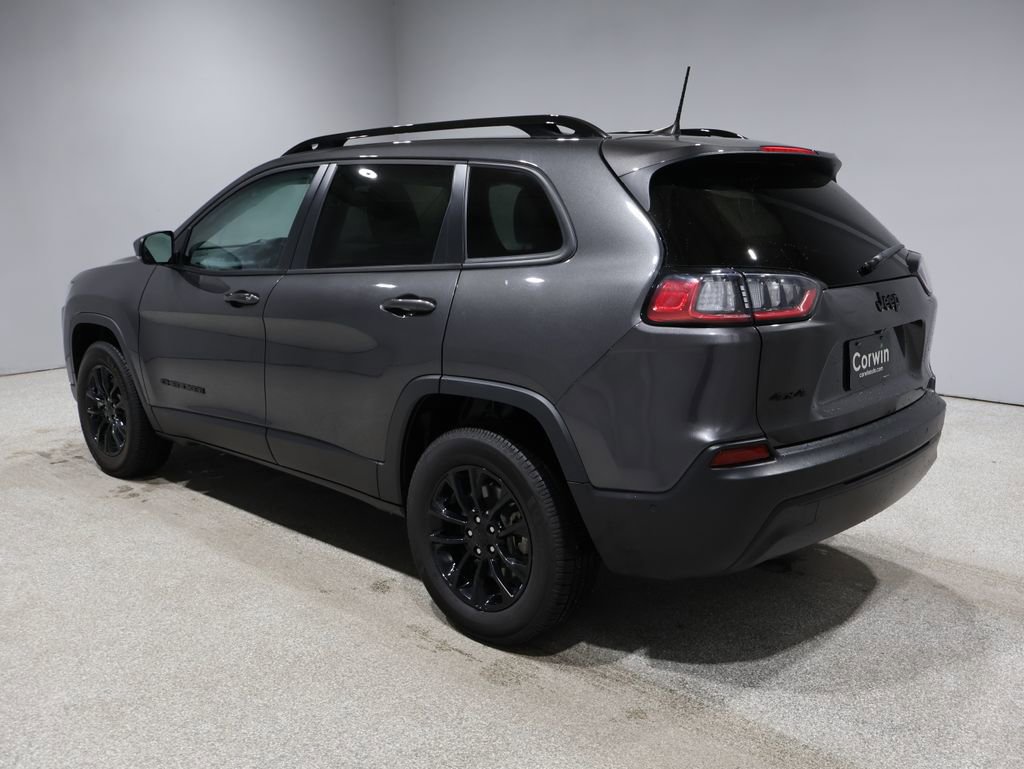 Used 2023 Jeep Cherokee Altitude Lux image 4