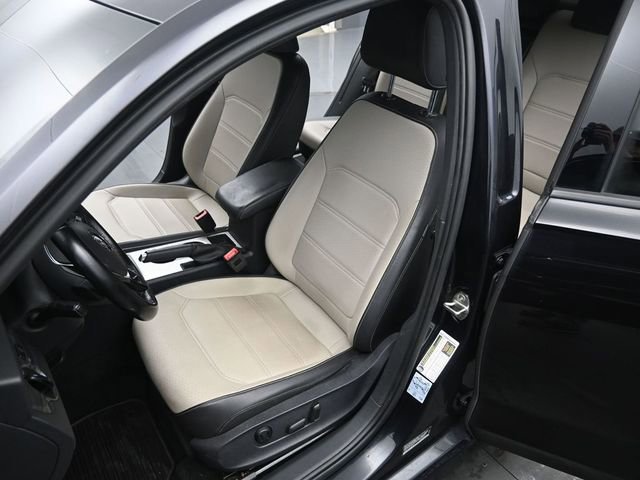 Used 2021 Volkswagen Passat 2.0T R-Line image 11