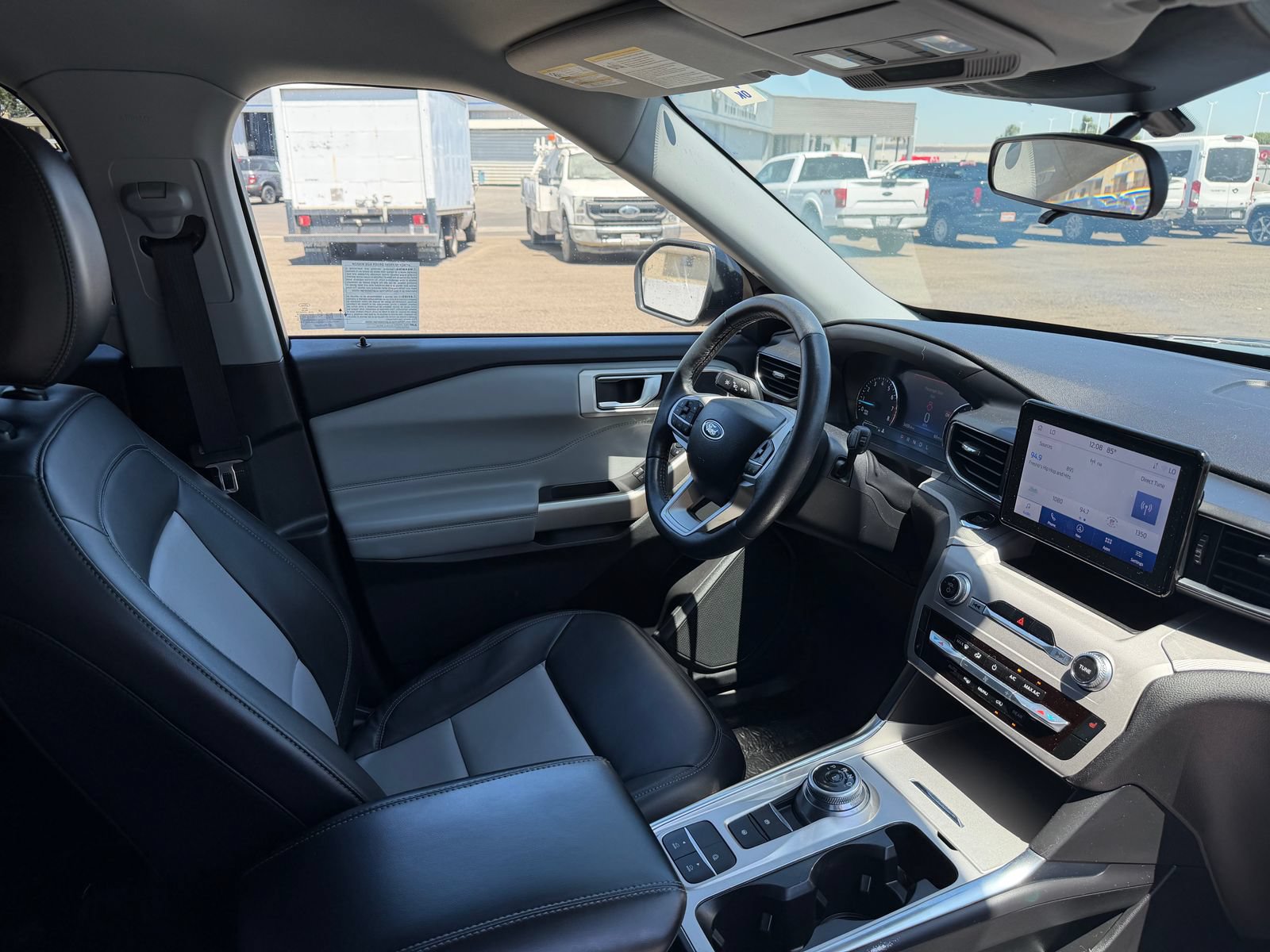 Certified 2023 Ford Explorer XLT w/ Equipment Group 202A RWD image 22