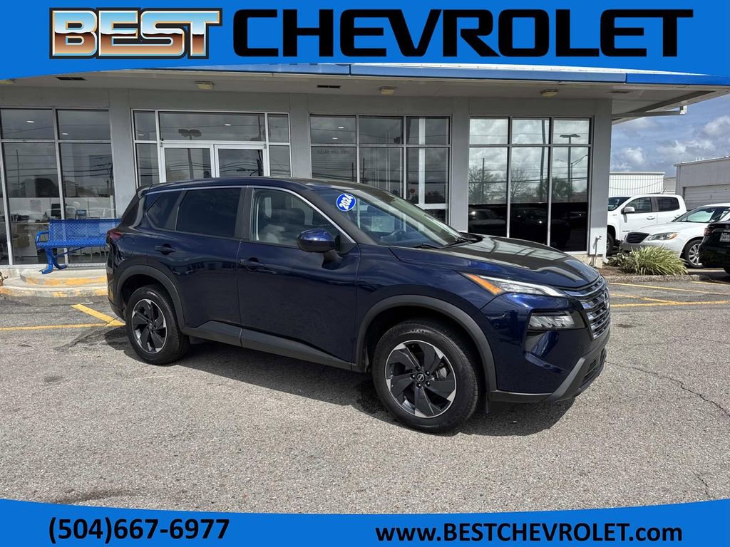 Used 2024 Nissan Rogue SV image 1