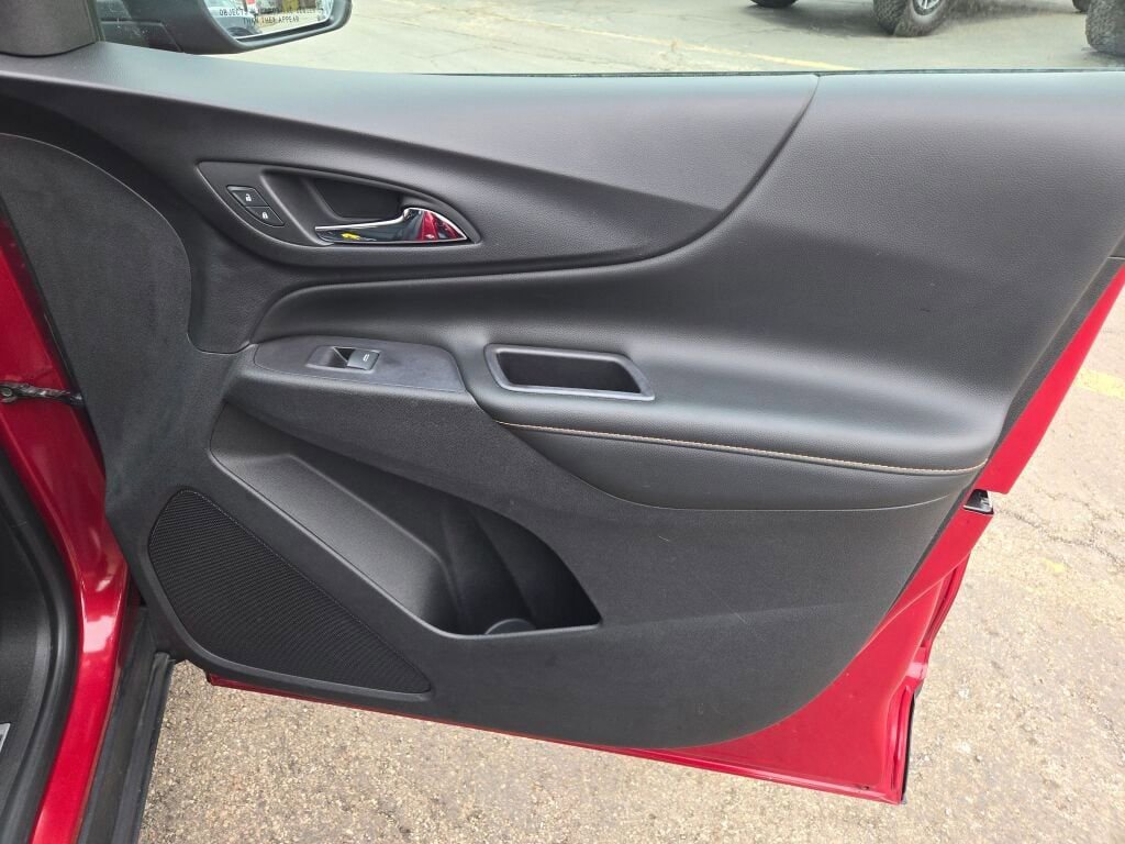 Used 2019 Chevrolet Equinox Premier image 6