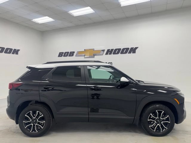 Used 2024 Chevrolet TrailBlazer ACTIV w/ Driver Confidence Package AWD/4WD image 4