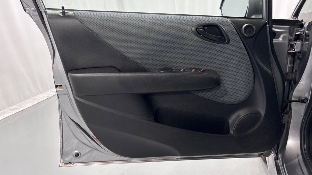 Used 2008 Honda Fit Sport image 16