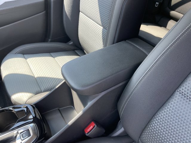 New 2026 Chevrolet Trax LT w/ Driver Confidence Package FWD image 20