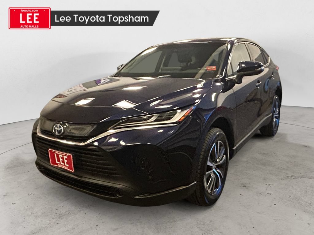 Used 2024 Toyota Venza LE AWD/4WD image 1