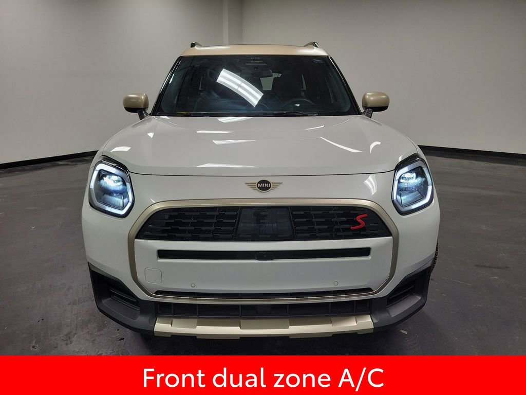 Used 2025 MINI Cooper Countryman S w/ Comfort Package Max image 3