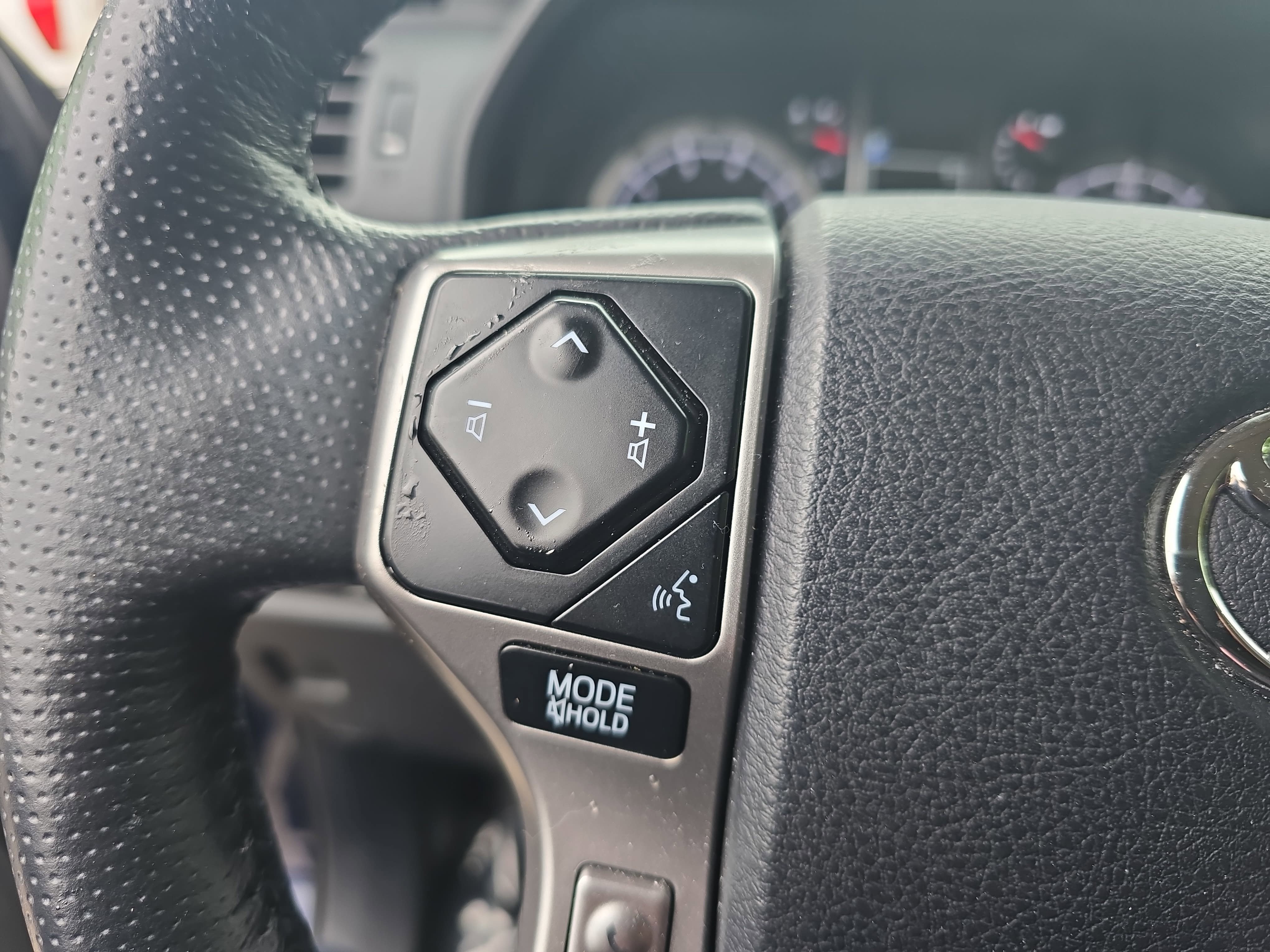 Used 2023 Toyota 4Runner Limited RWD image 19