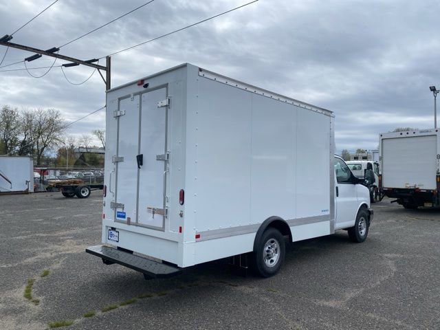 New 2025 Chevrolet Express 3500 w/ Power Convenience Package image 4