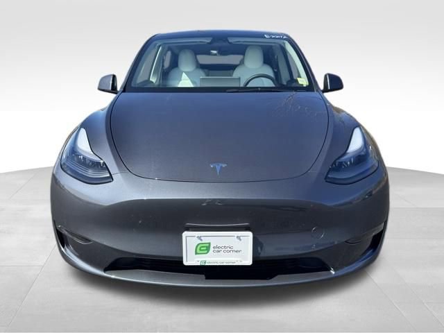 Used 2023 Tesla Model Y Long Range image 2