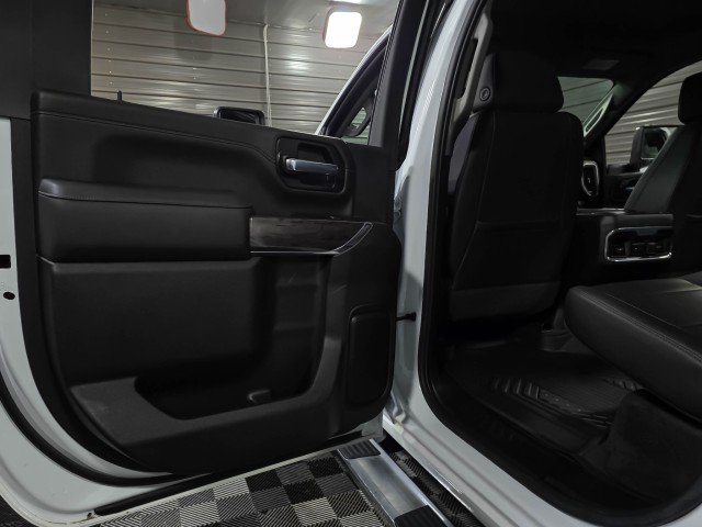 Used 2022 Chevrolet Silverado 3500 LTZ image 37