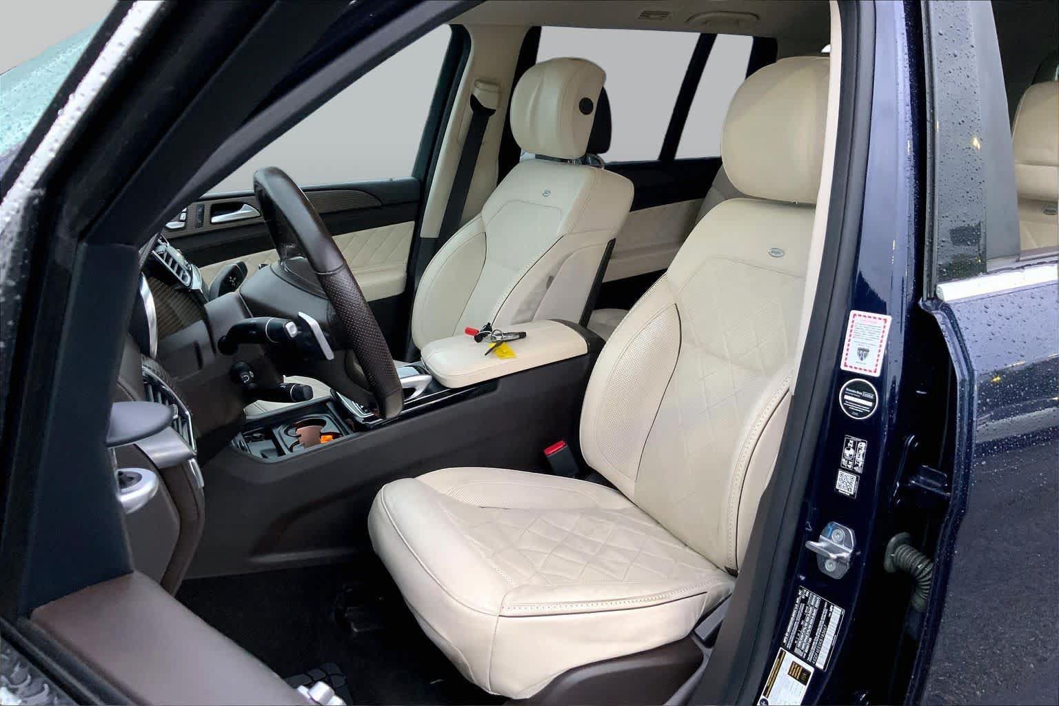 Used 2019 Mercedes-Benz GLS 450 4MATIC image 8