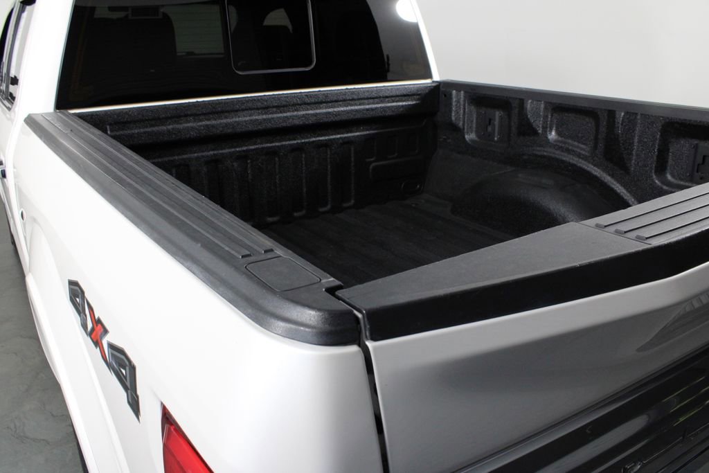 Used 2018 Ford F150 Platinum w/ Equipment Group 701A Luxury AWD/4WD image 18