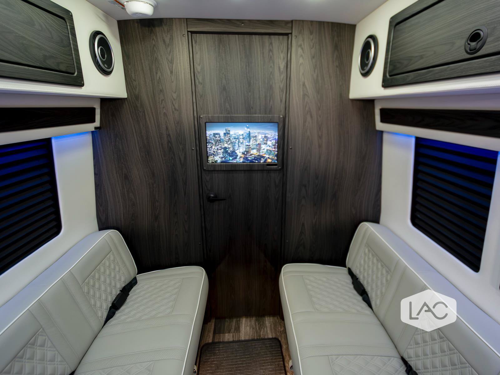 Used 2025 Mercedes-Benz Sprinter 3500 image 30