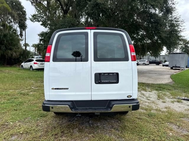New 2025 Chevrolet Express 2500 Work Van 3D Cargo Van w/ Driver Convenience Package RWD image 10