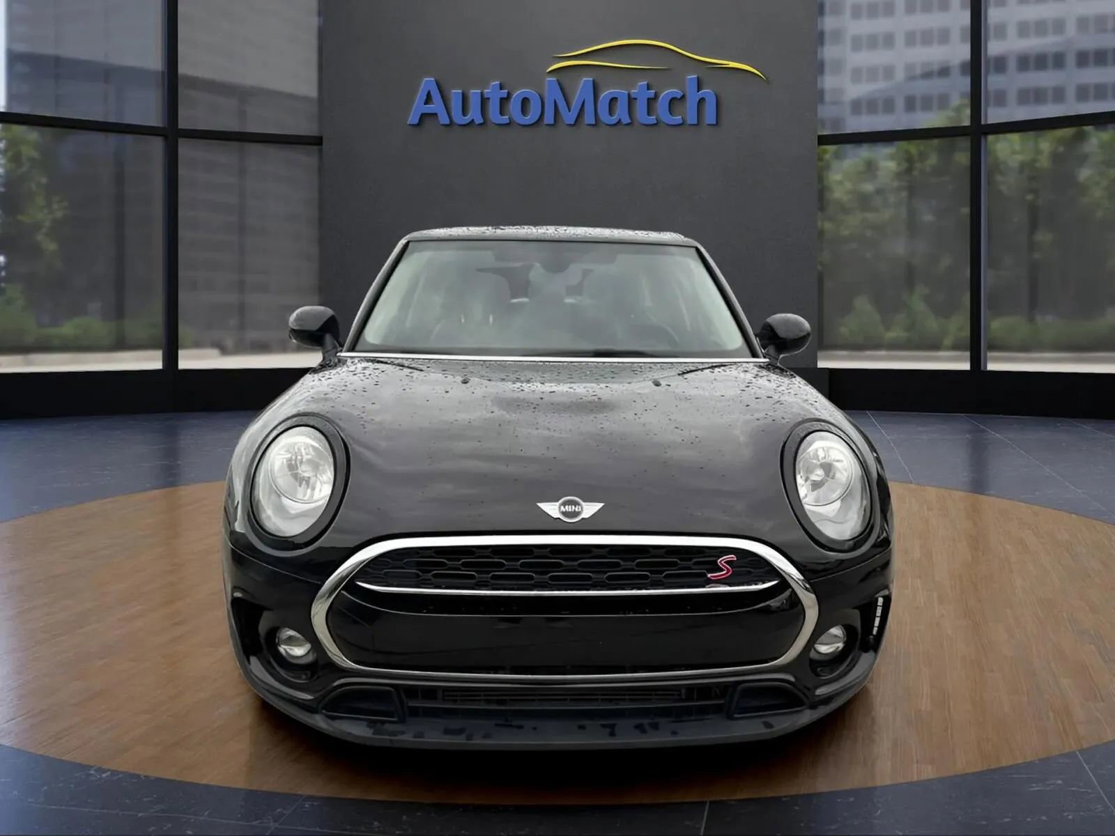 Used 2018 MINI Cooper Clubman S image 2