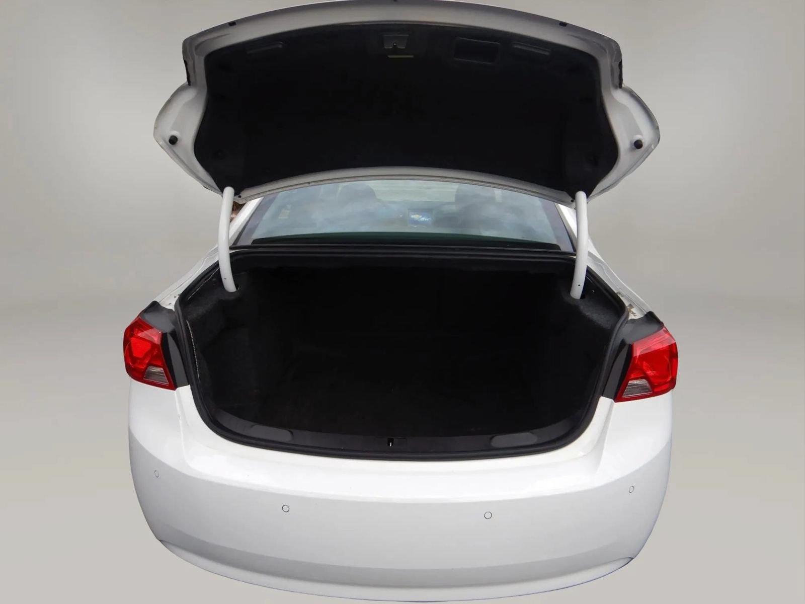 Used 2014 Chevrolet Impala LT w/ Premium Seating Package FWD image 28