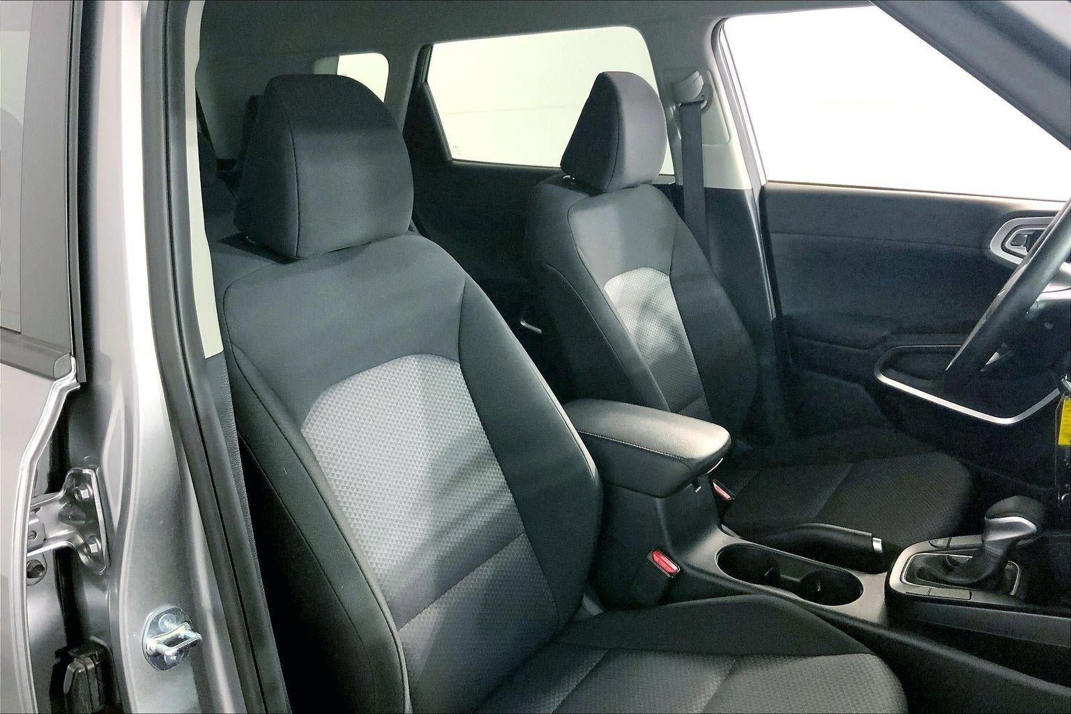 Certified 2025 Kia Soul LX image 7