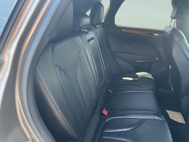Used 2017 Lincoln MKC Reserve w/ Lincoln MKC Climate Package image 9