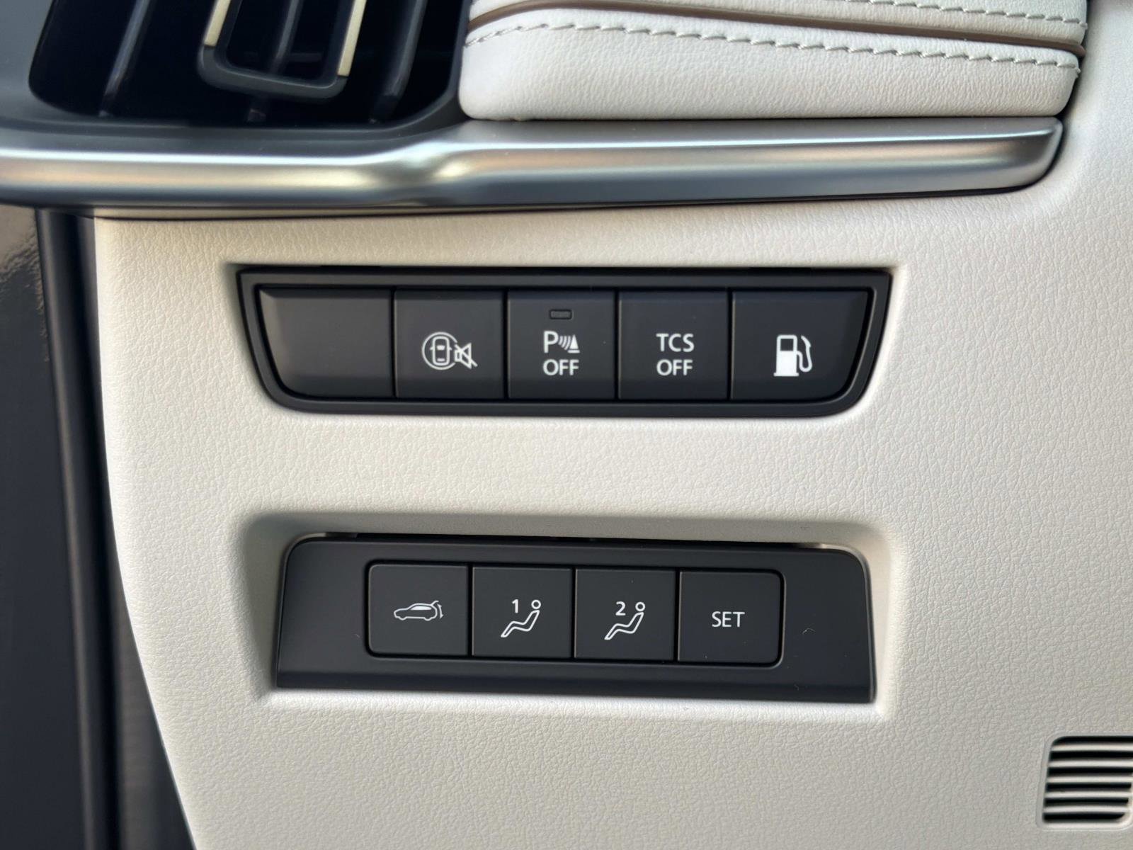 New 2026 MAZDA CX-90 Plug-In Hybrid w/ Premium Plus image 17