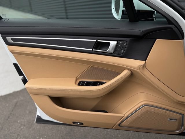 Used 2023 Porsche Panamera Platinum Edition RWD image 10