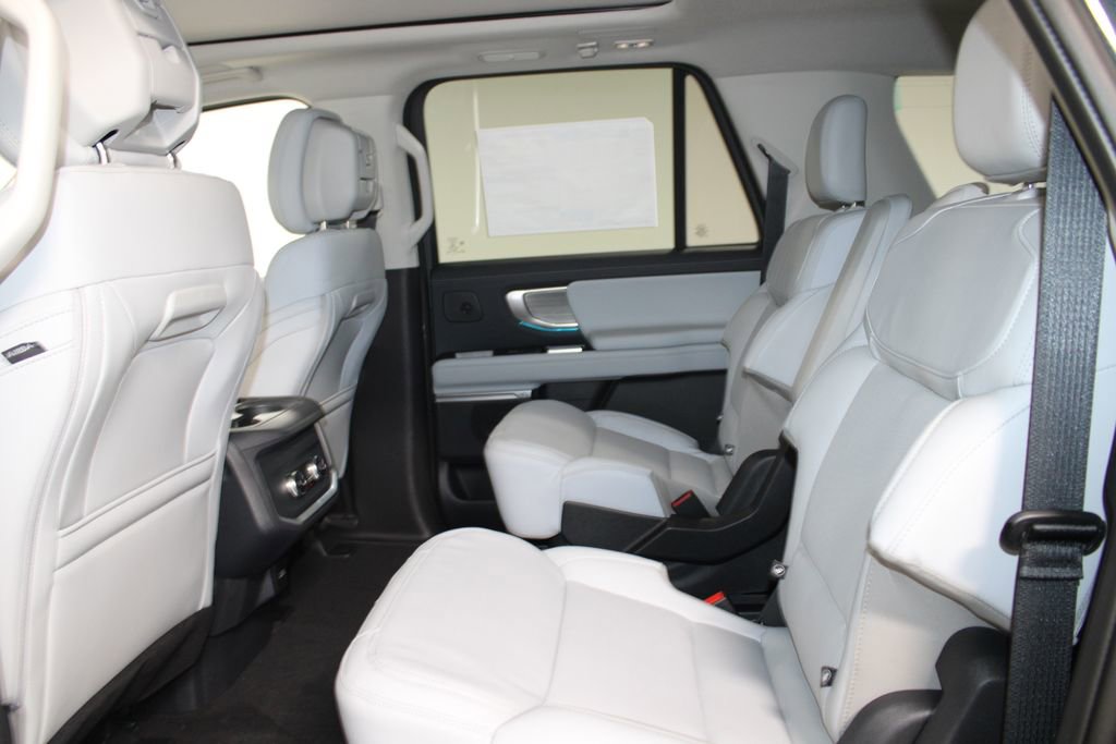 New 2026 Ford Expedition Max Platinum AWD/4WD image 26