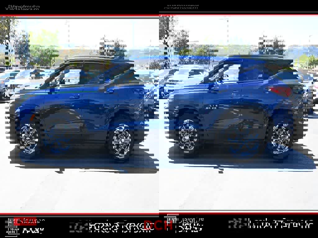 Used 2023 Chevrolet Blazer LT image 4
