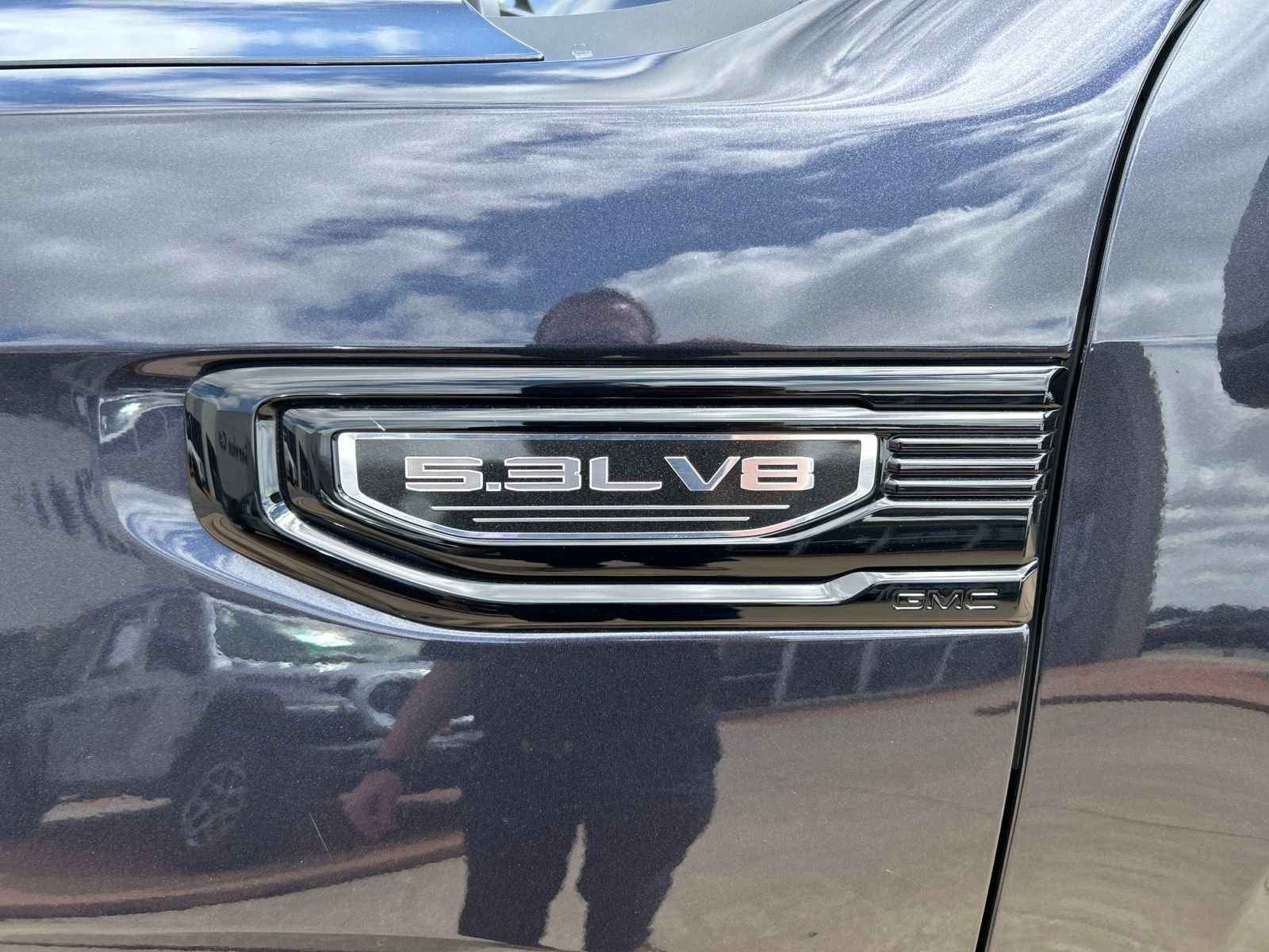 Used 2025 GMC Sierra 1500 Elevation AWD/4WD image 9