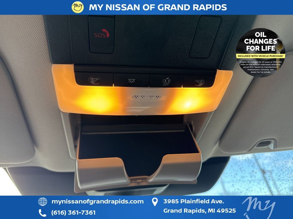 Used 2023 Nissan Pathfinder SL image 49