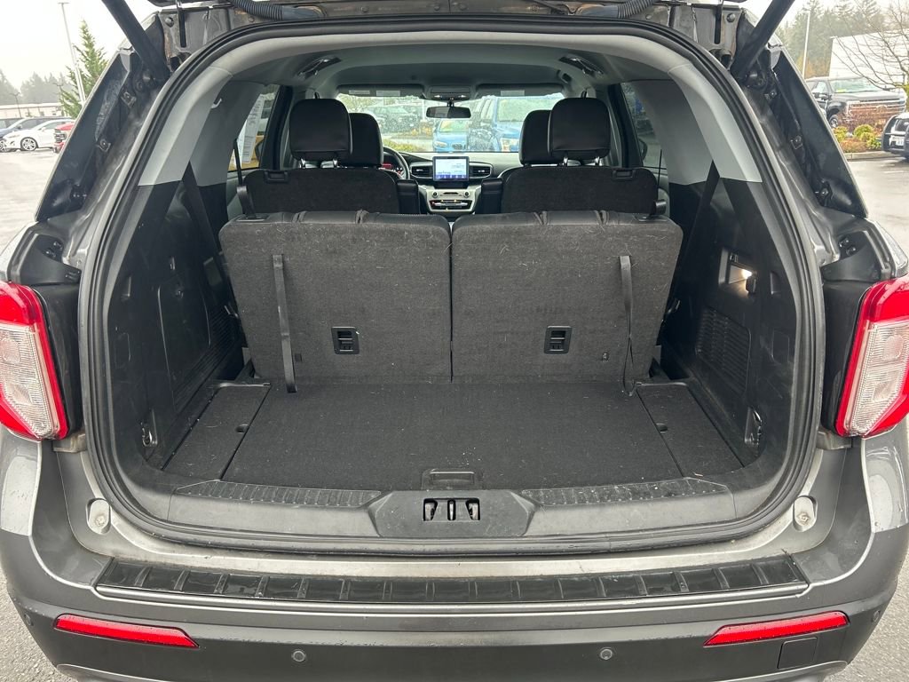 Certified 2022 Ford Explorer XLT w/ Equipment Group 202A image 58