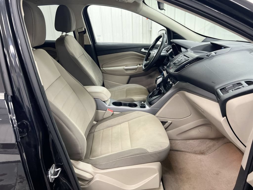 Used 2015 Ford Escape SE FWD image 21