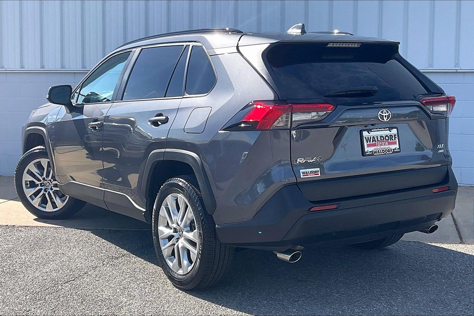 Used 2024 Toyota RAV4 XLE Premium w/ Weather Package AWD/4WD image 15