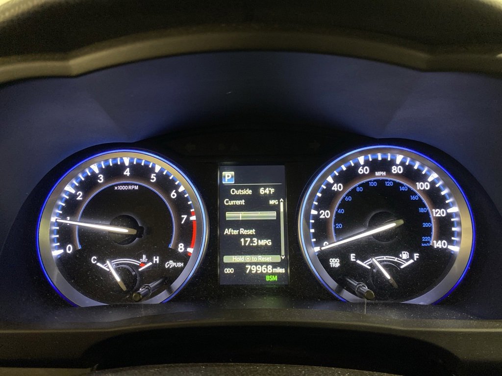 Used 2017 Toyota Highlander XLE image 16