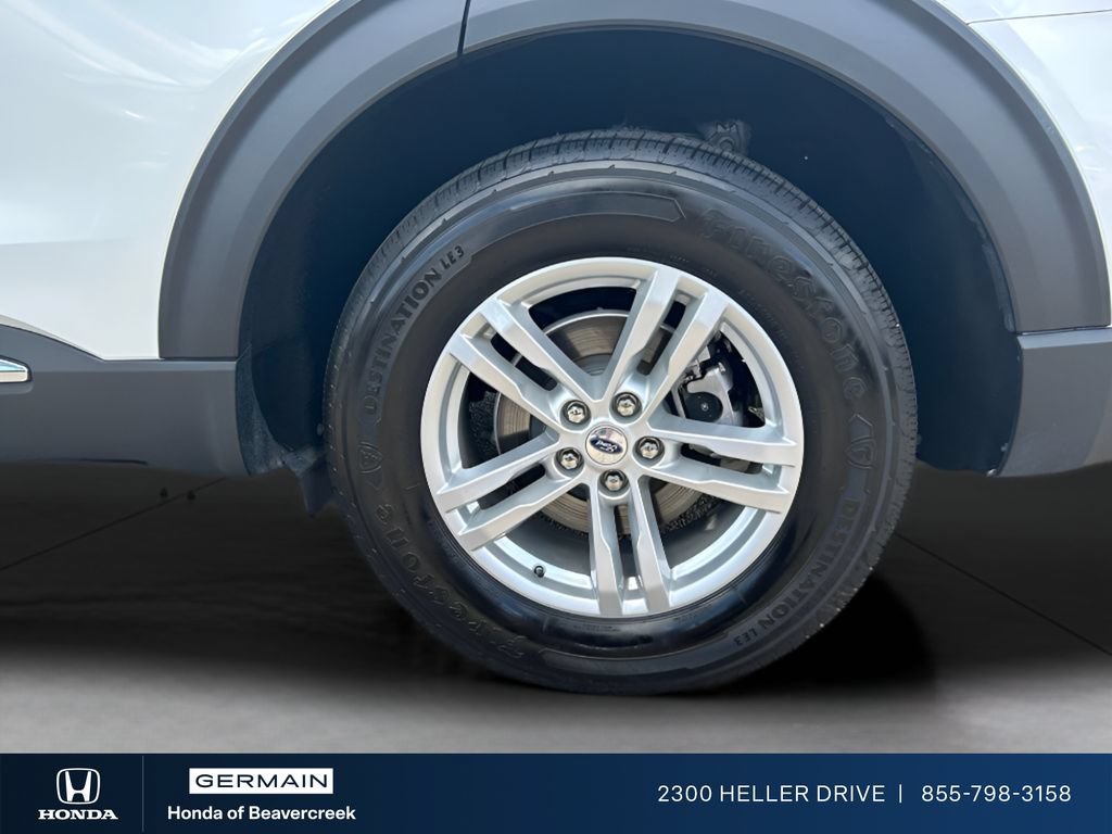 Used 2022 Ford Explorer XLT w/ Class IV Trailer Tow Package AWD/4WD image 12