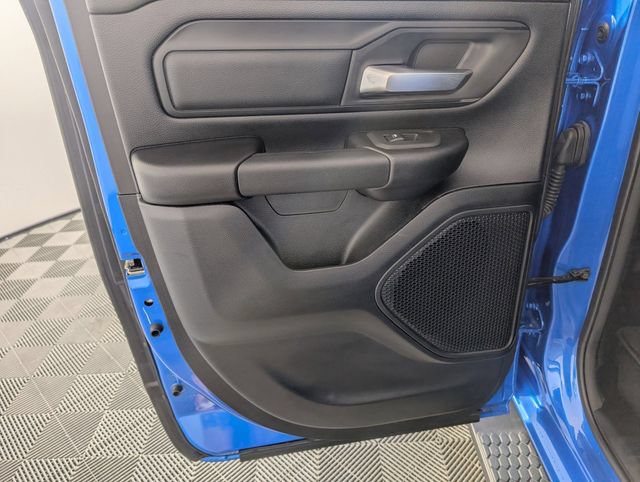 Certified 2025 RAM 1500 Tradesman w/ Night Edition AWD/4WD image 26