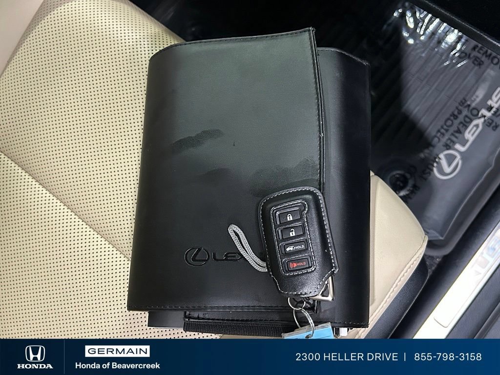 Used 2022 Lexus RX 350L Premium w/ Premium Package AWD/4WD image 32