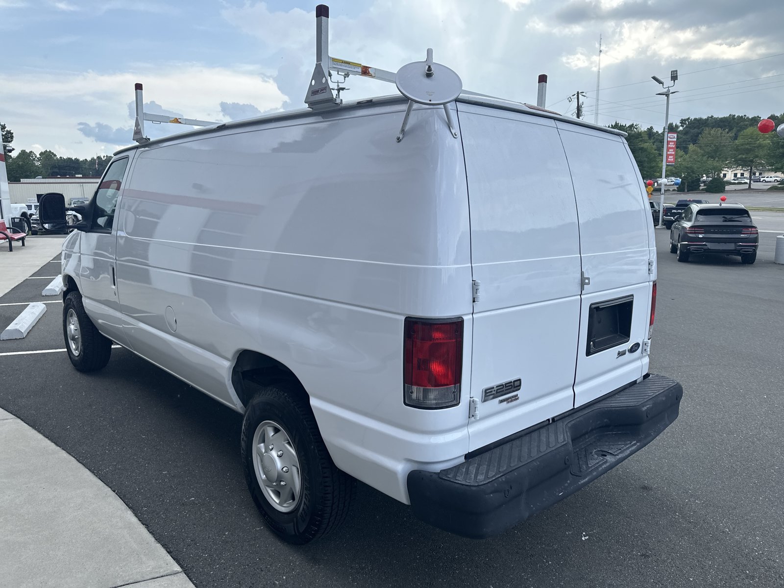 Used 2014 Ford E-250 and Econoline 250 w/ Commercial Cargo Van Package RWD image 6