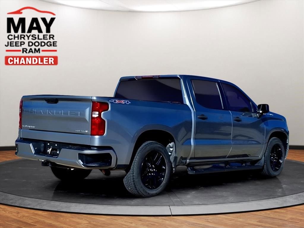 Used 2023 Chevrolet Silverado 1500 Custom image 18