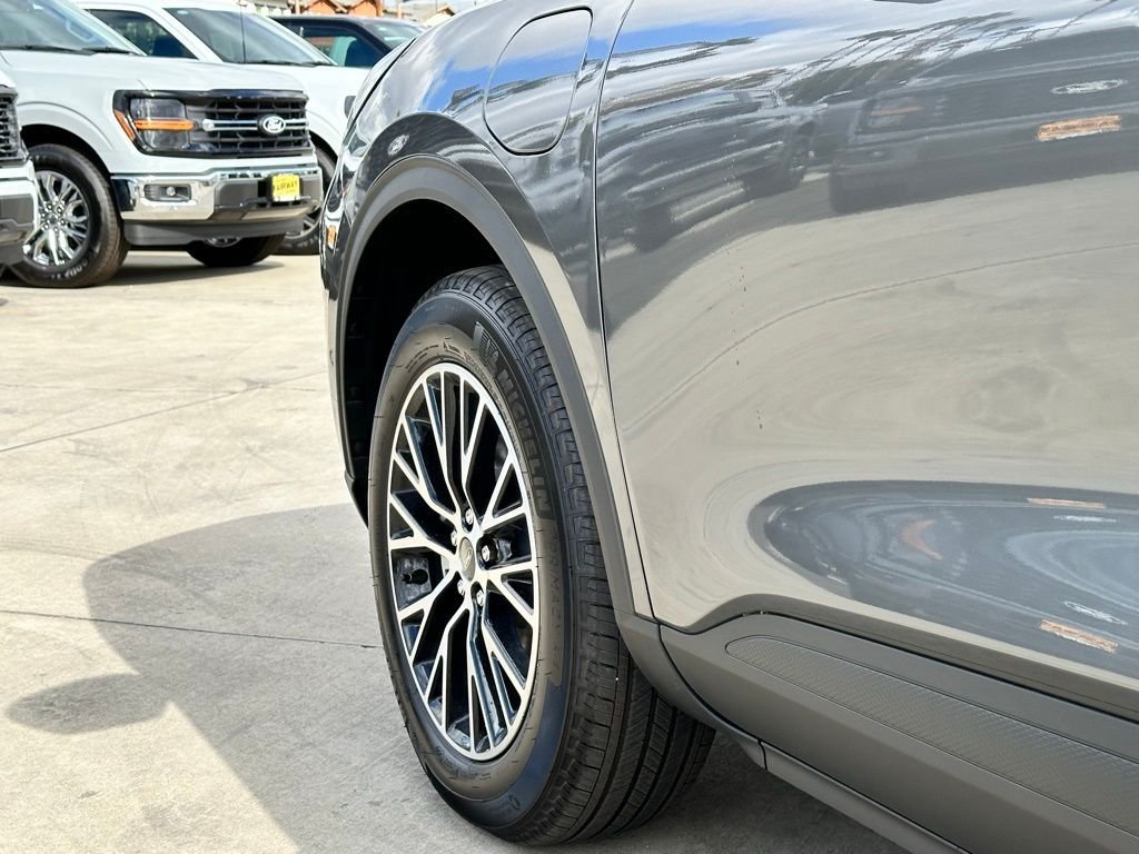 New 2024 Ford Escape SE w/ PHEV Premium Package FWD image 28