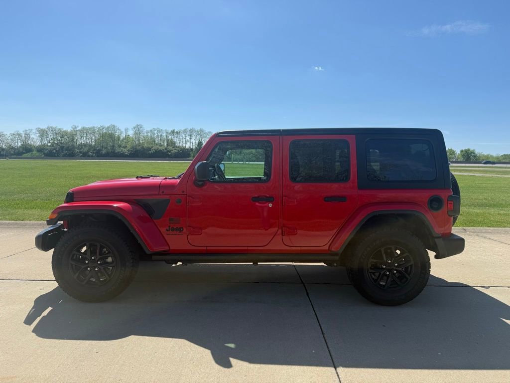 Used 2023 Jeep Wrangler Sport S AWD/4WD image 9