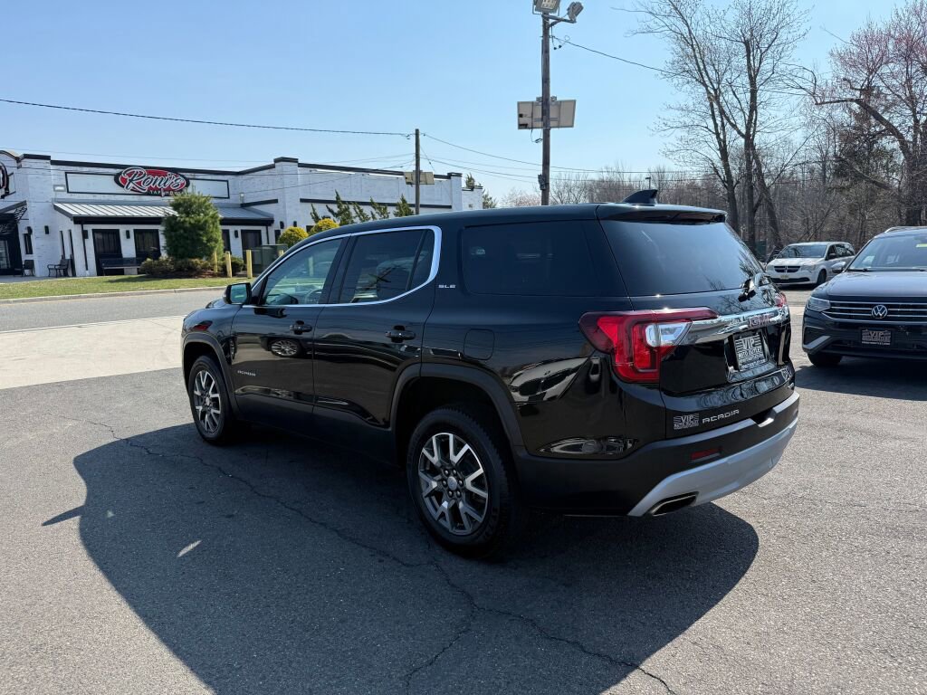 Used 2021 GMC Acadia SLE AWD/4WD image 5
