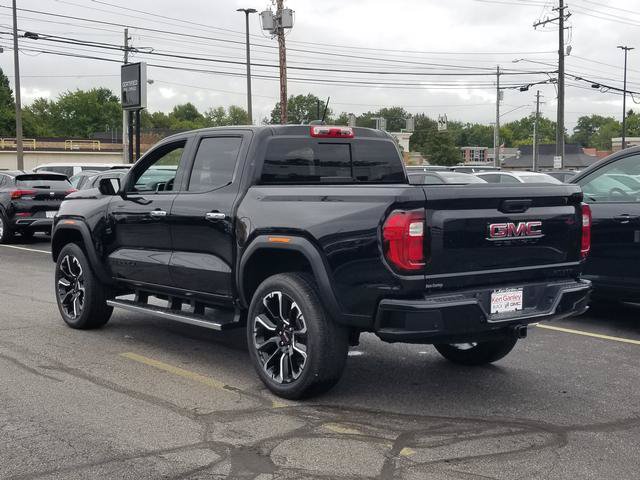 New 2026 GMC Canyon Denali w/ LPO, Black Badging Package AWD/4WD image 3