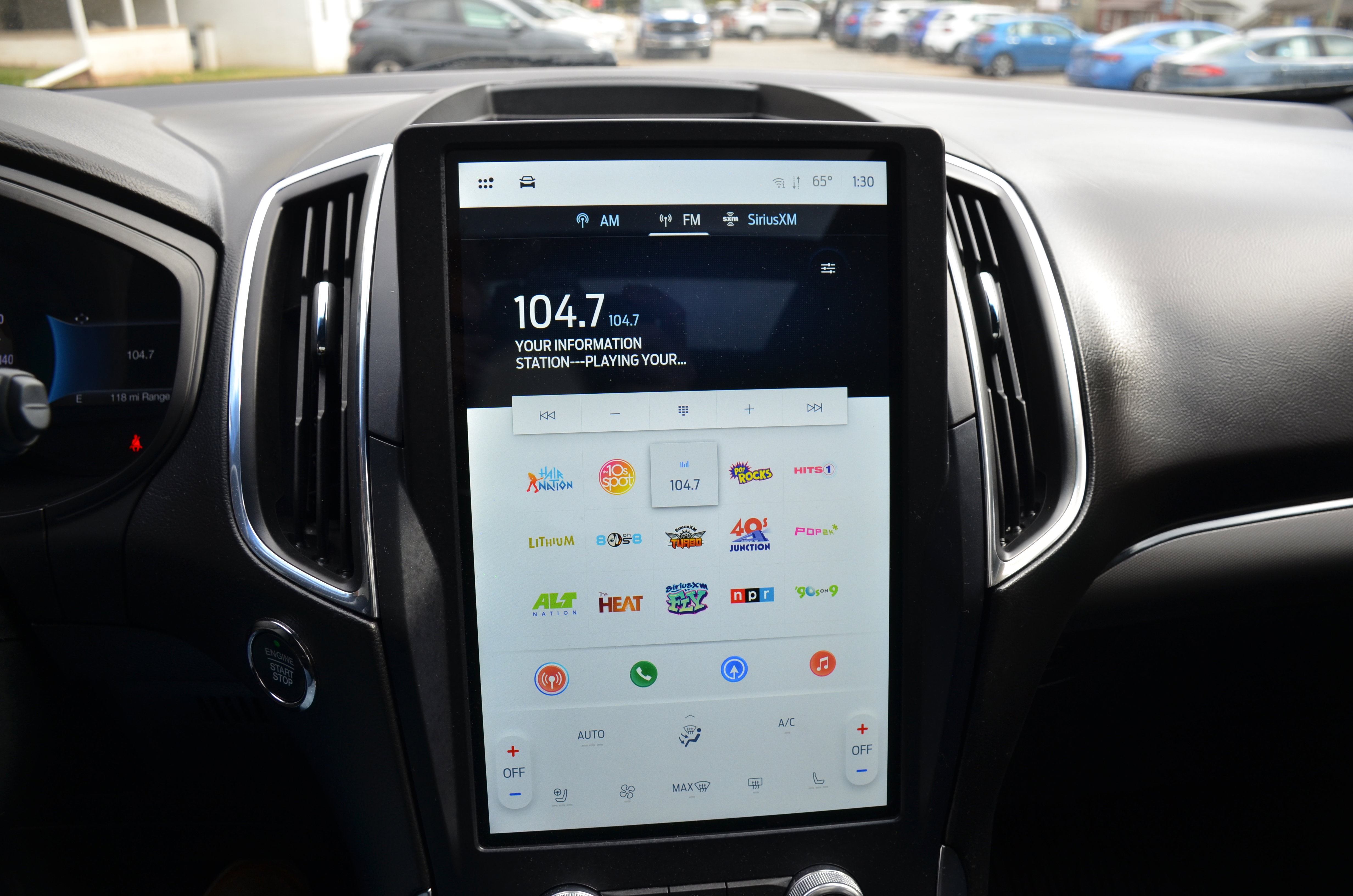 Used 2022 Ford Edge ST w/ Equipment Group 401A image 11