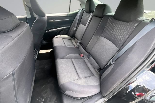 Used 2025 Toyota Camry LE FWD image 22