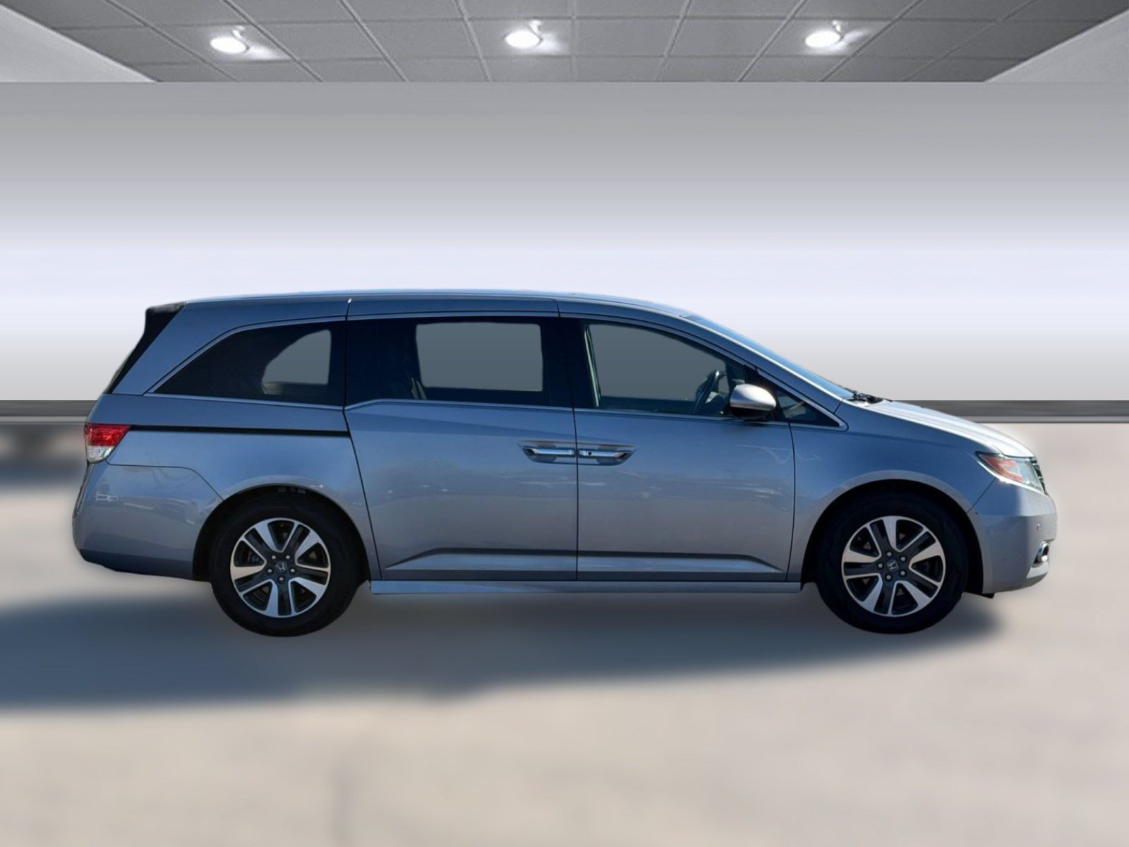 Used 2016 Honda Odyssey Touring image 8