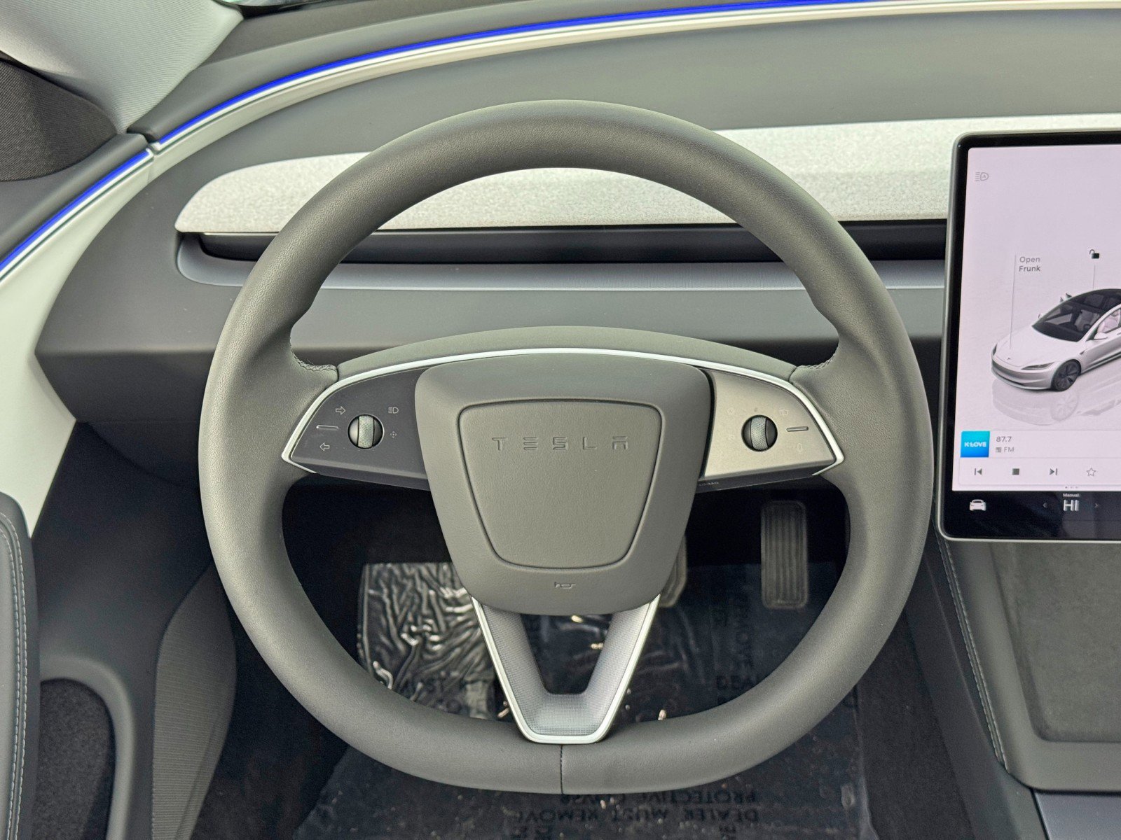 Used 2025 Tesla Model 3 Long Range image 18