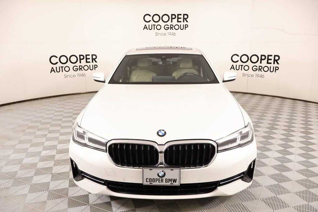 Used 2023 BMW 530i xDrive w/ Convenience Package image 11
