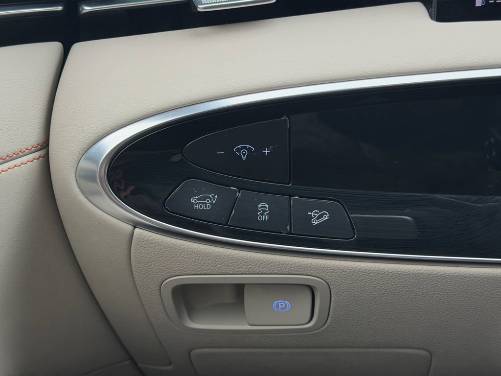 Used 2026 Genesis GV70 3.5T Sport Prestige image 17